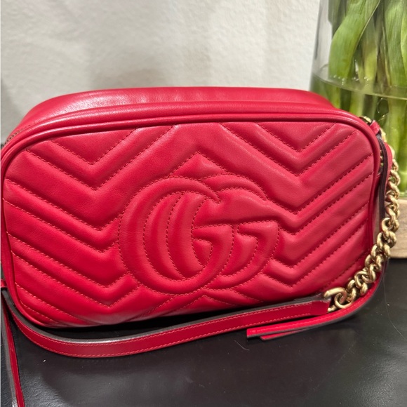 Gucci GG Marmont Small Bag - Picture 2 of 2